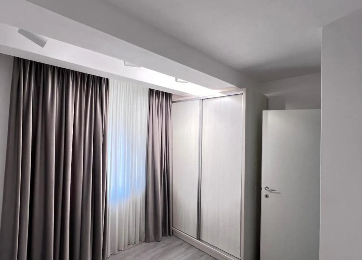 City Center Blloku - Elegant Apartment 03 Tirana
