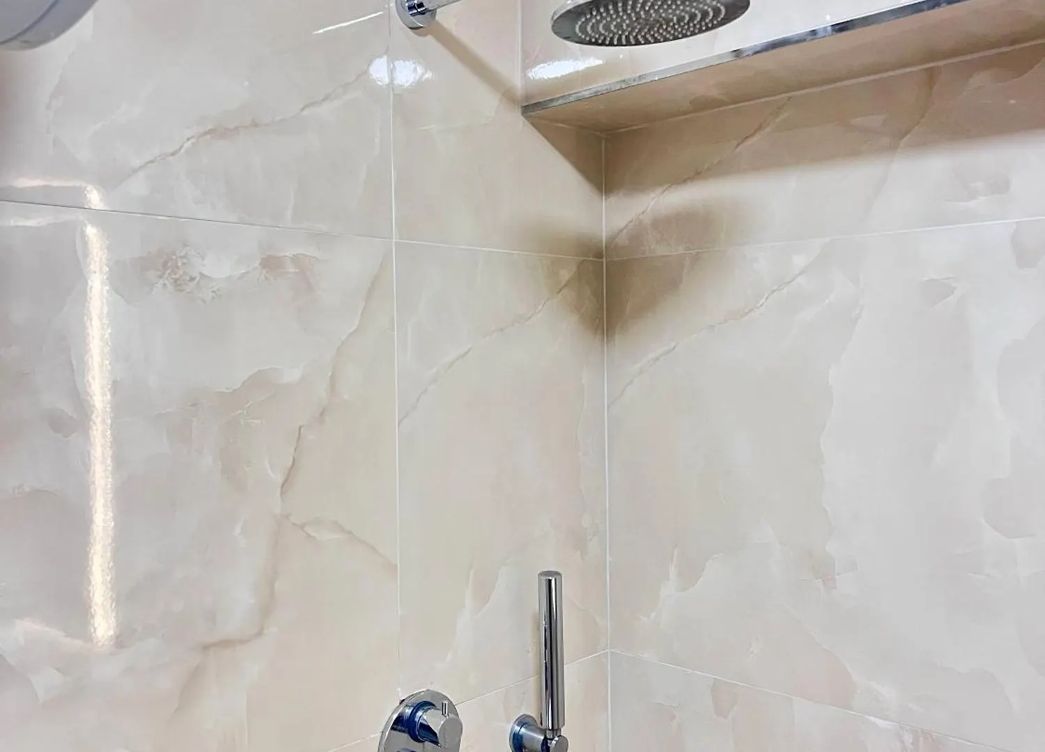 City Center Blloku - Elegant Apartment 03 Tirana